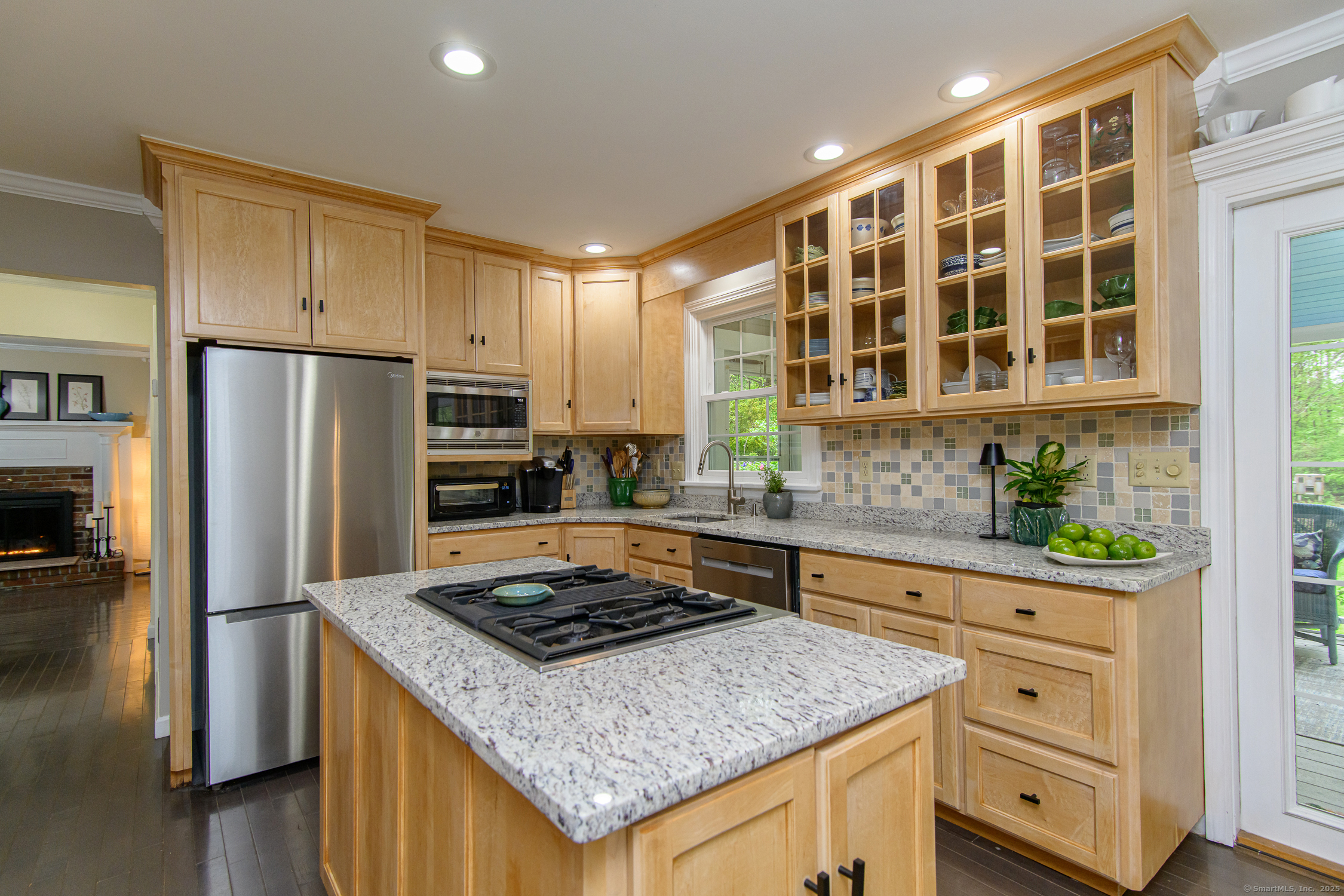 Woodstock, Connecticut 06281, United States, 4 Bedrooms Bedrooms, ,3 BathroomsBathrooms,Residential,Active,127906