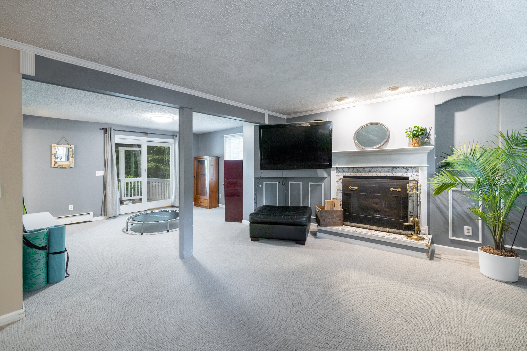 Andover, Connecticut 06232, United States, 5 Bedrooms Bedrooms, ,3 BathroomsBathrooms,Residential,Pending,186236