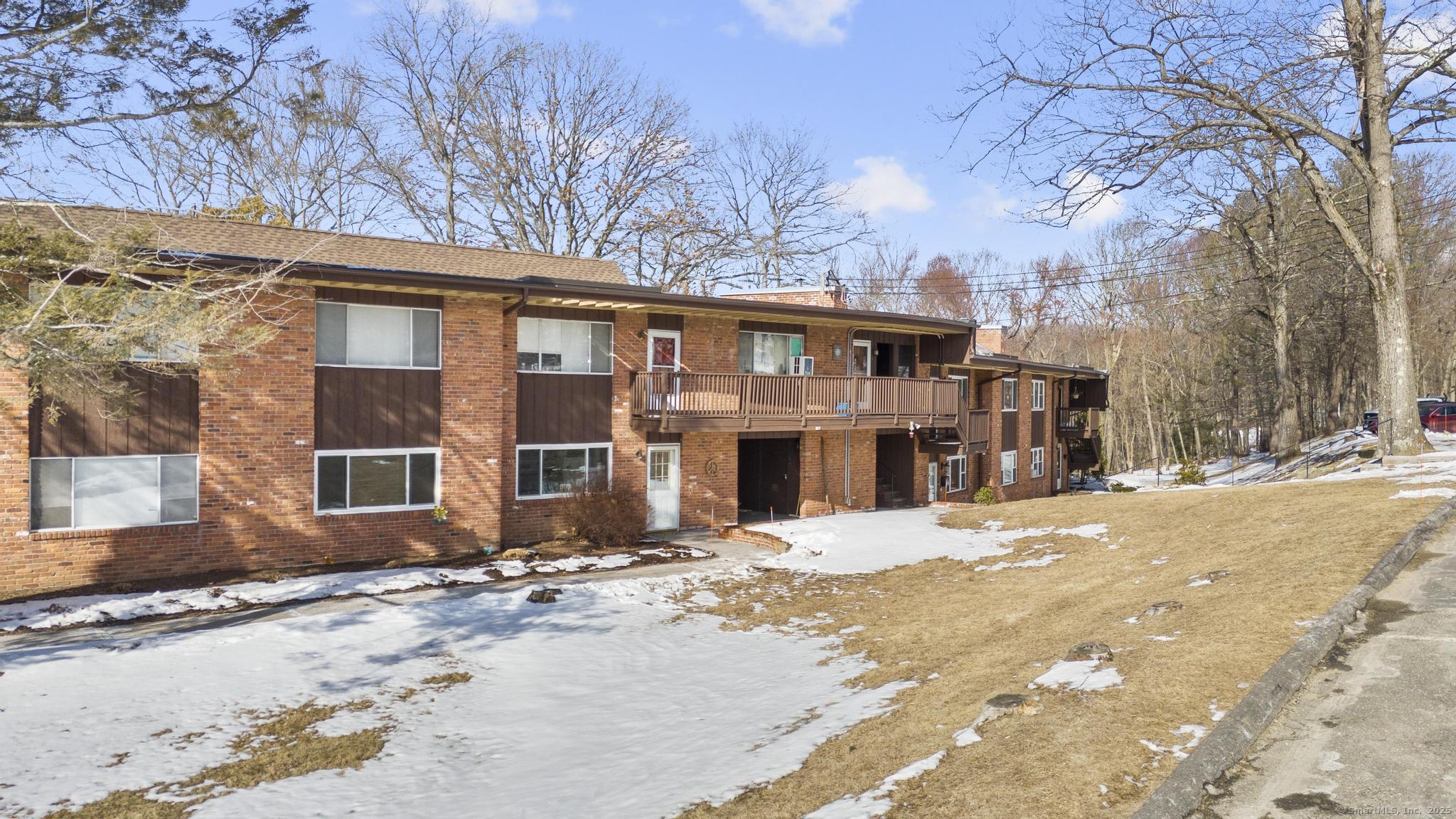 264 Lyman Road #APT 3-3, Wolcott, Connecticut image 31