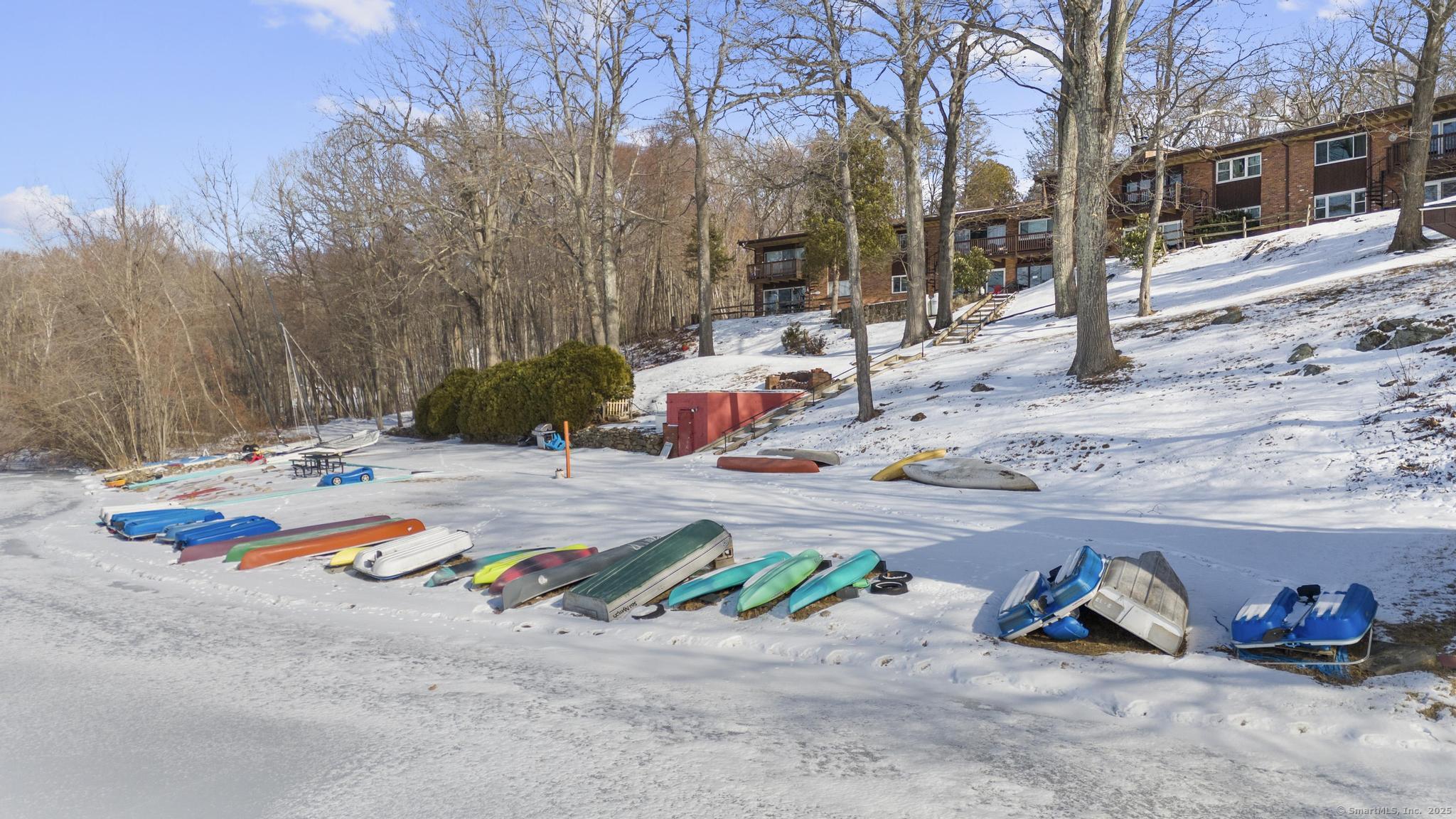 264 Lyman Road #APT 3-3, Wolcott, Connecticut image 3
