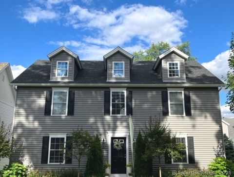 Condo For Sale - 42 Chestnut Street #11<br/> Bethel, CT 06801