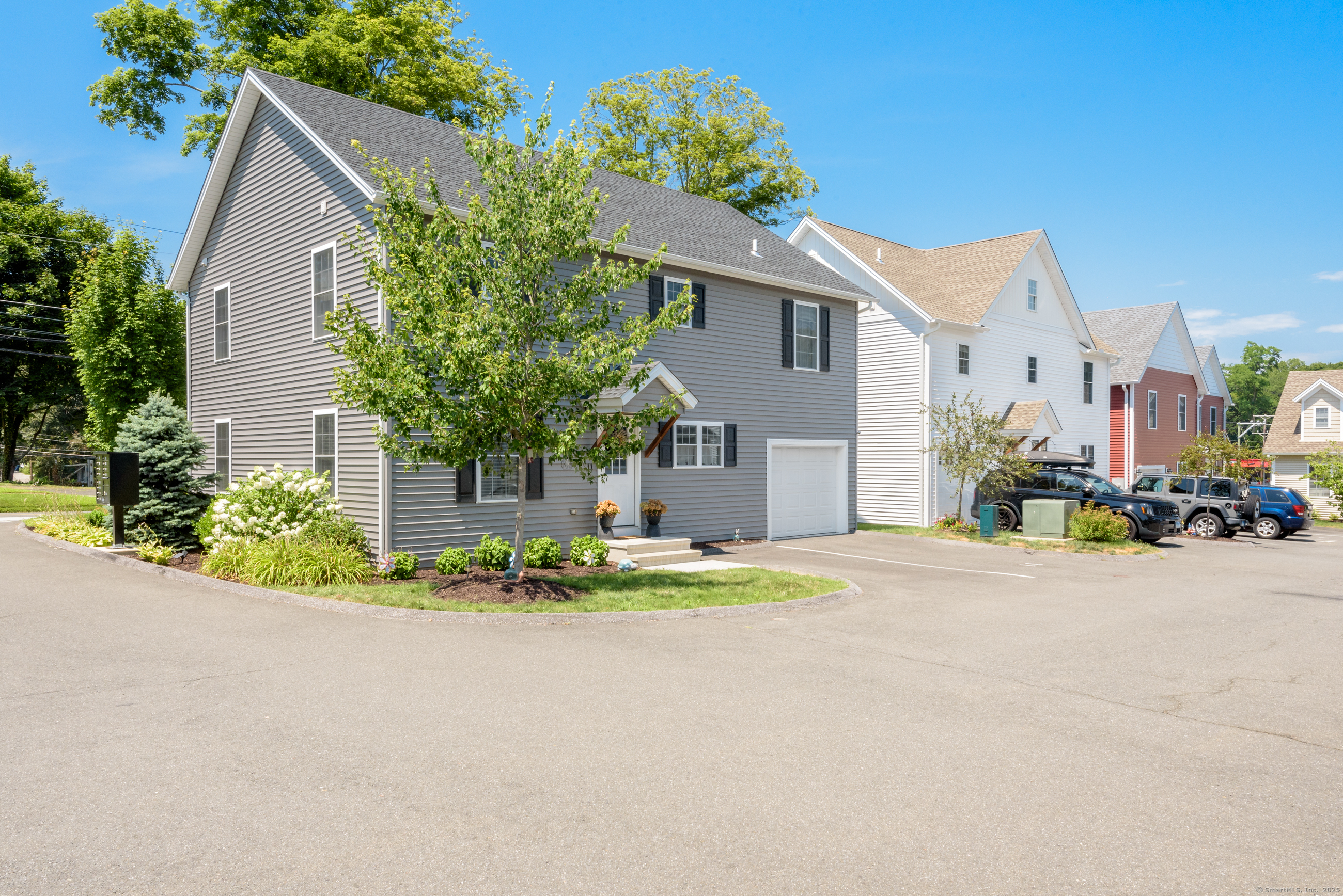 42 Chestnut Street 11