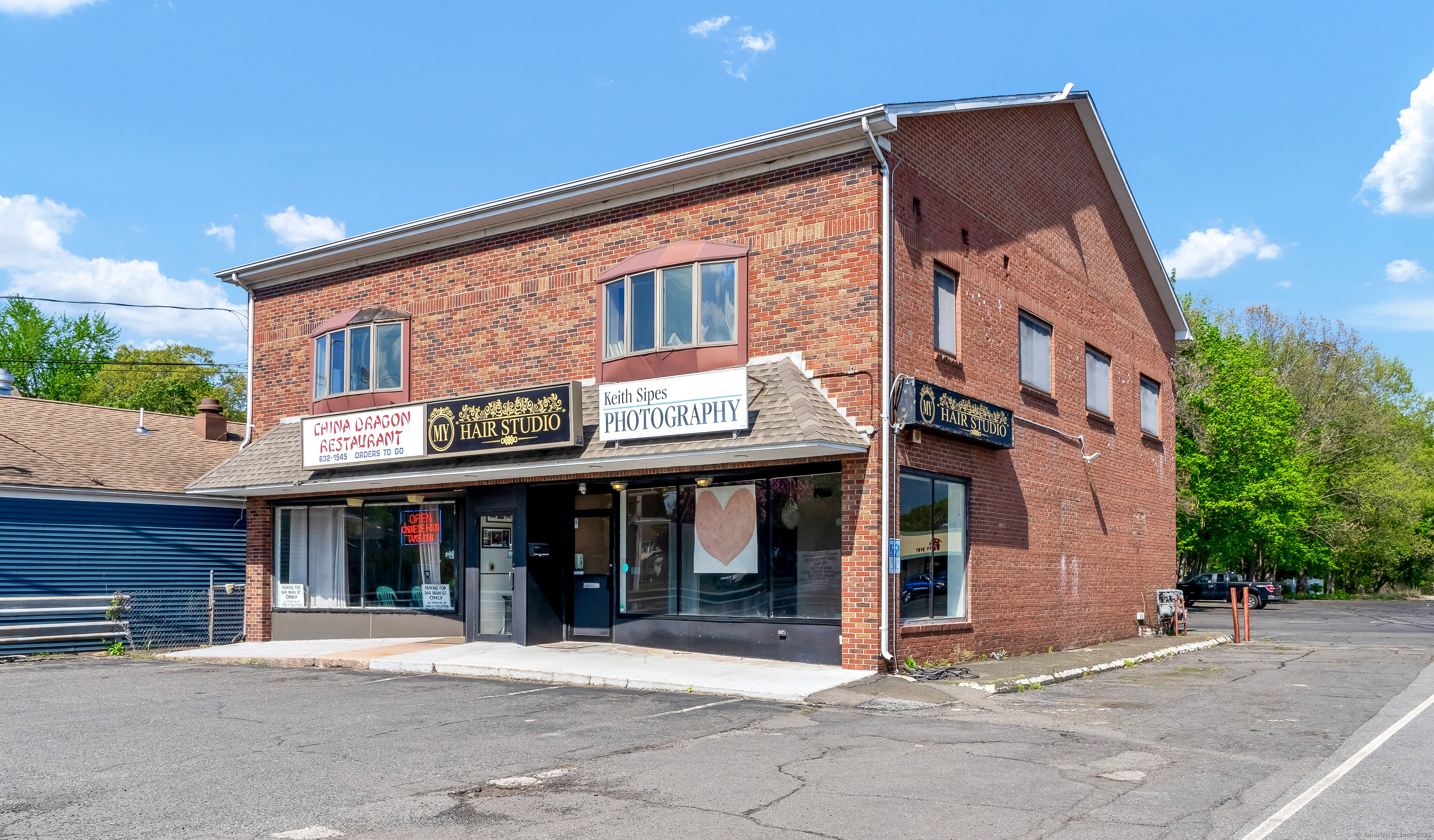 542 Main Street