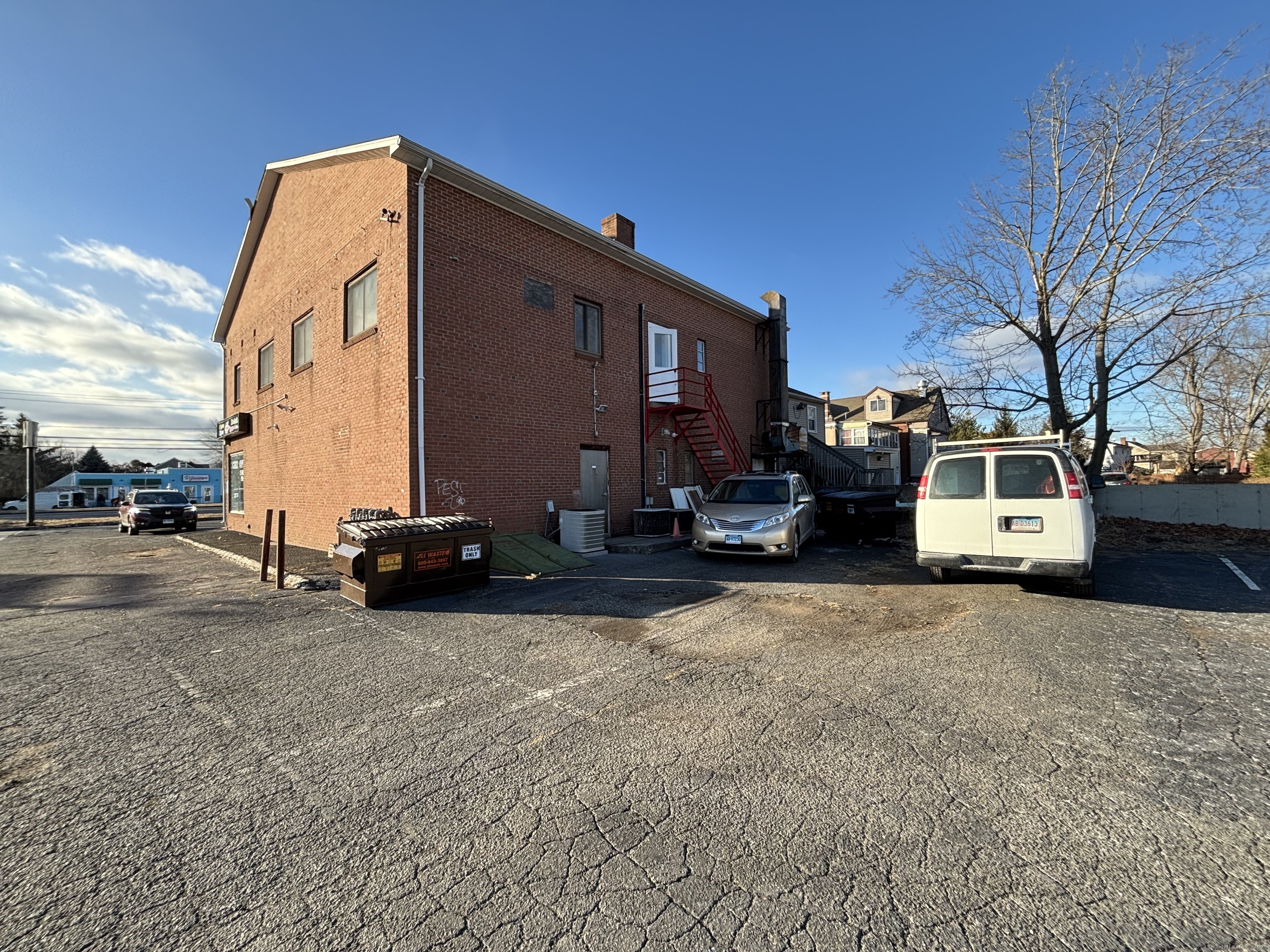 542 Main Street