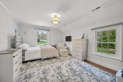 Tiny photo for 33 Cliffdale Road, Greenwich, CT 06831 (MLS # 24163978)