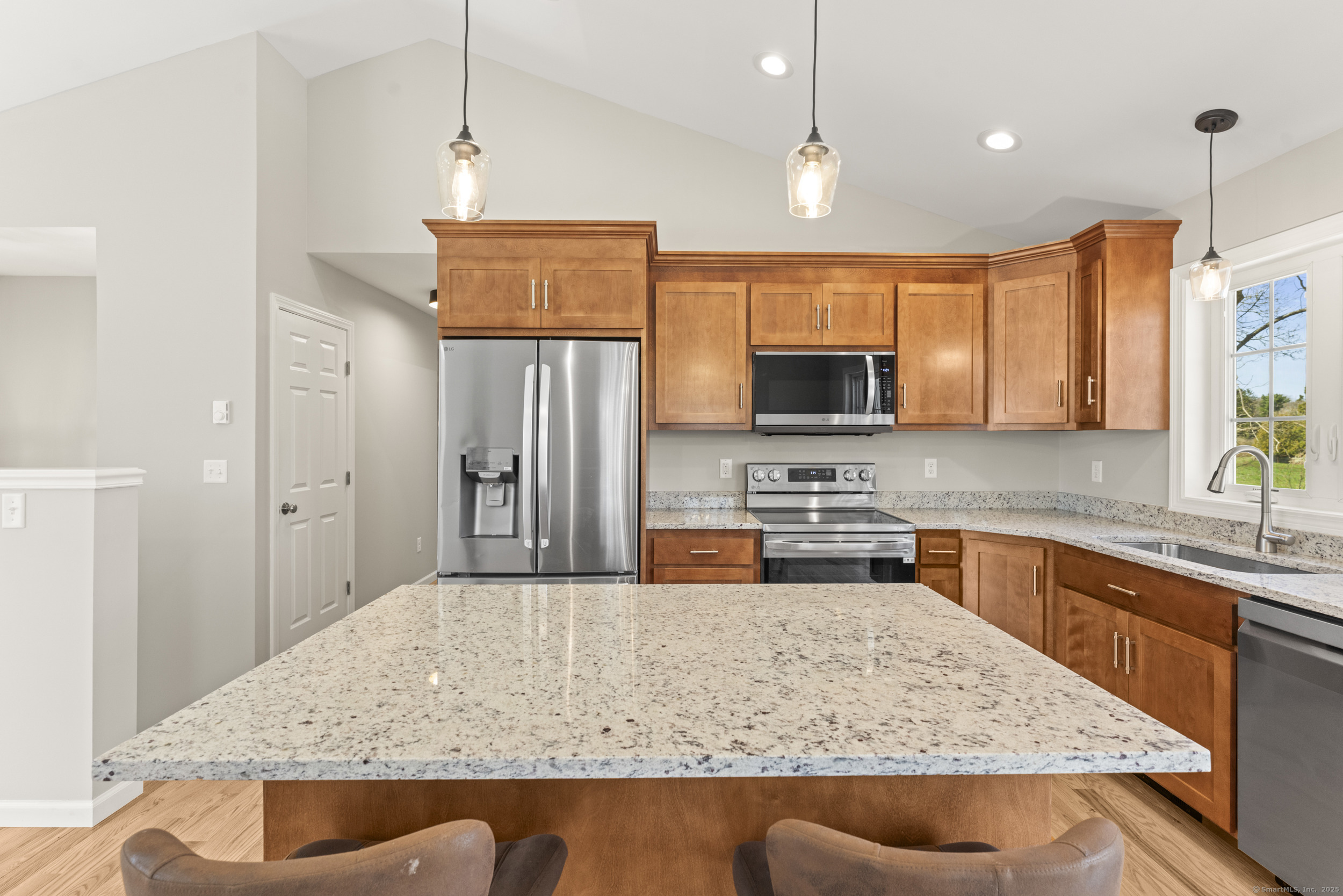 156F Norwich Westerly Road, North Stonington, Connecticut image 10