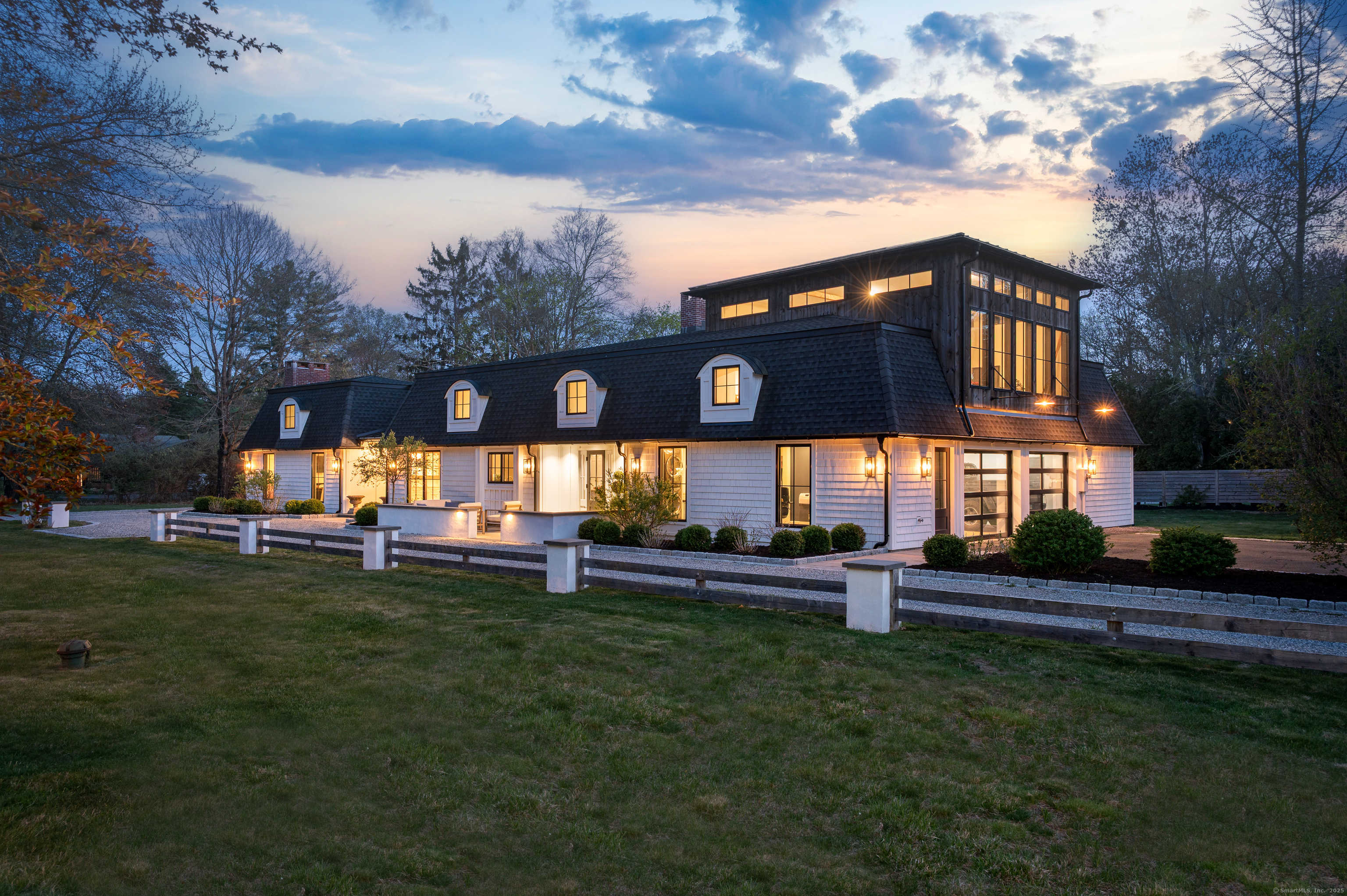 Property for Sale at Thornwood Road, Stamford, Connecticut - Bedrooms: 4 
Bathrooms: 5 
Rooms: 8  - $1,495,000