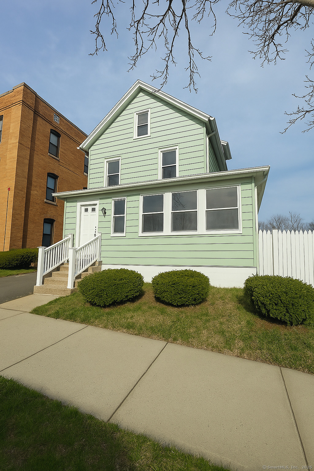 Property for Sale at Willow Street, New Britain, Connecticut - Bedrooms: 3 
Bathrooms: 2 
Rooms: 7  - $249,900