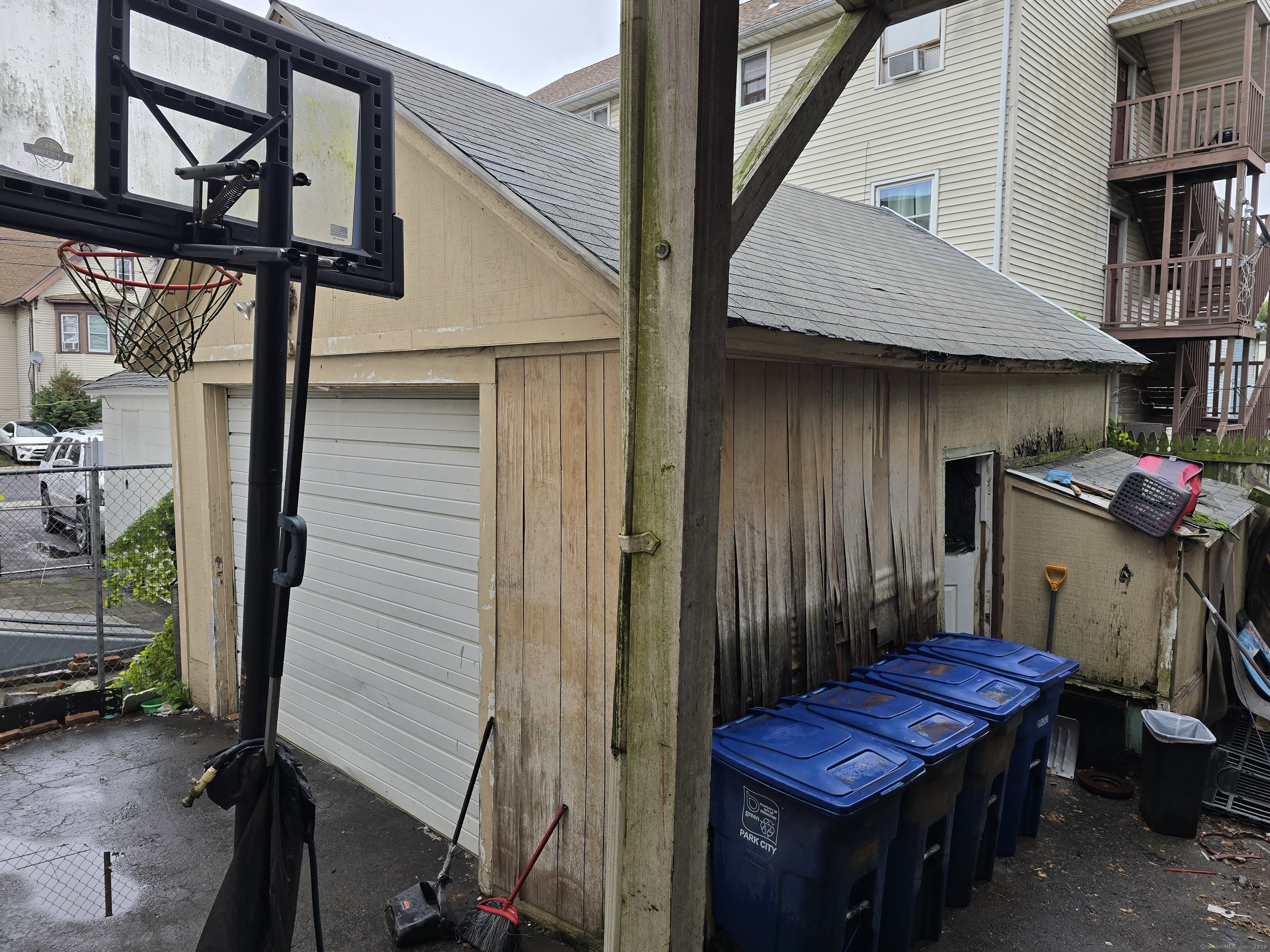 Bridgeport, Connecticut 06608, United States, 10 Bedrooms Bedrooms, ,4 BathroomsBathrooms,Residential,Active,216470