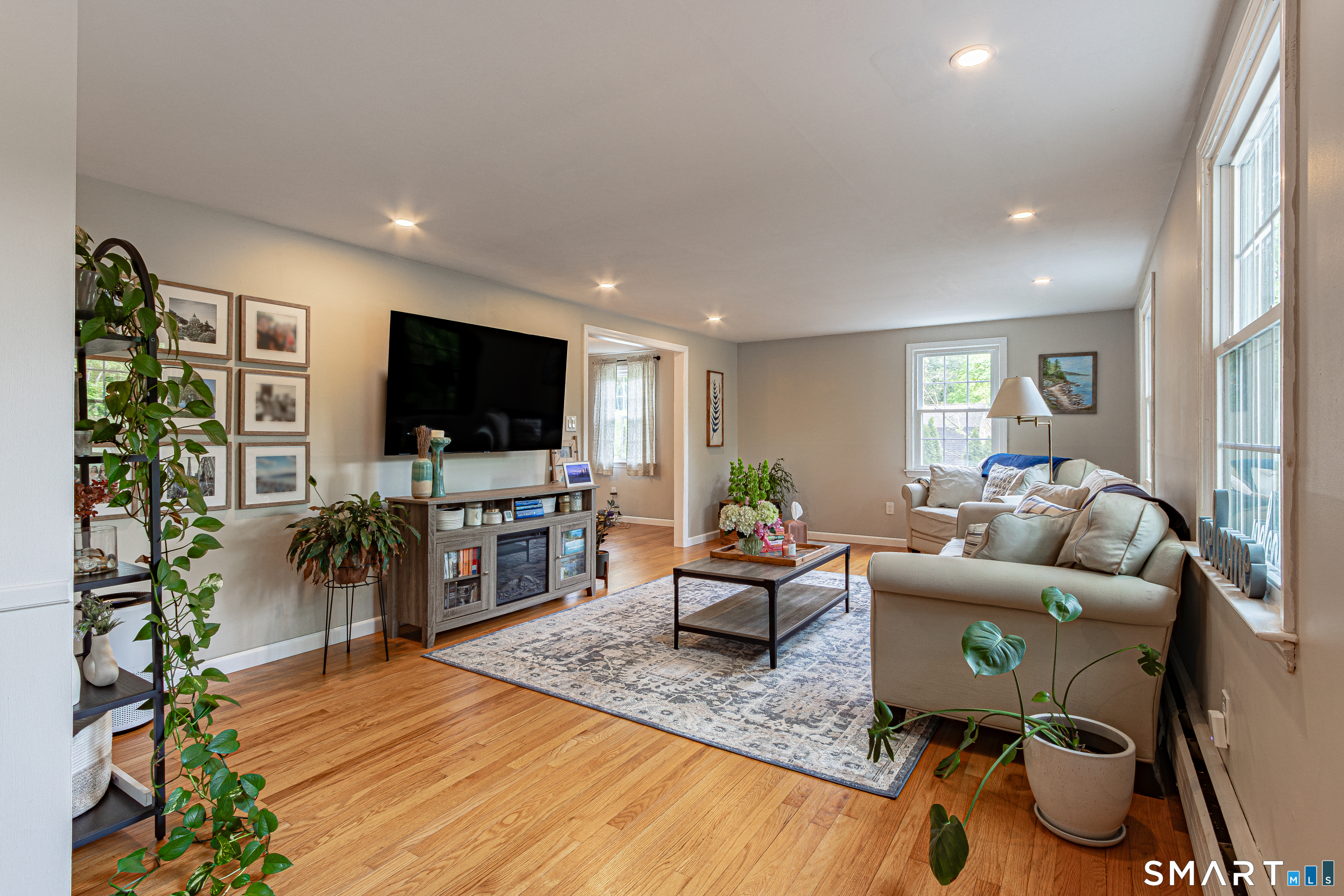 38 Mountain Road