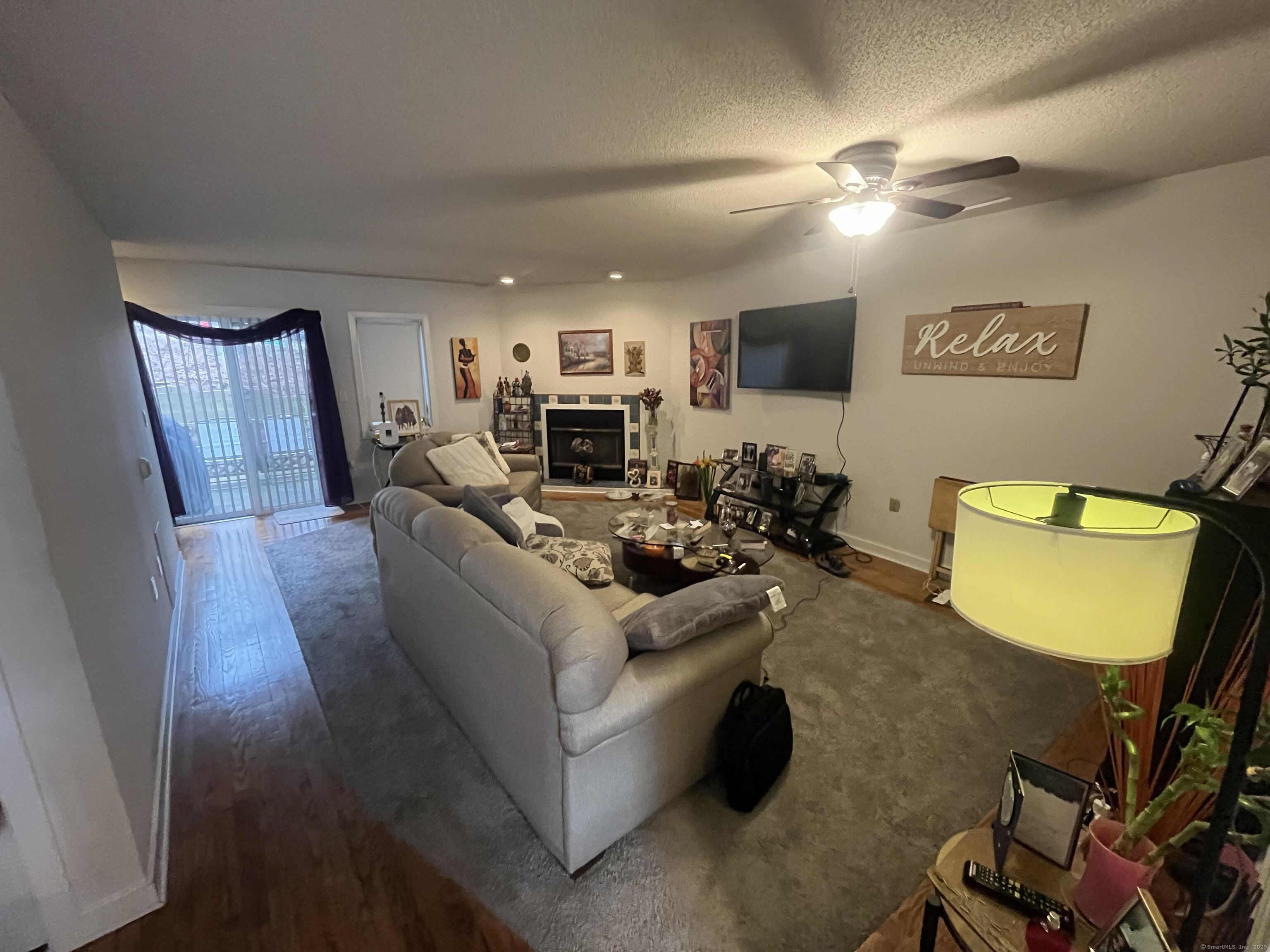 793 W Main Street #APT D, Meriden, Connecticut image 3