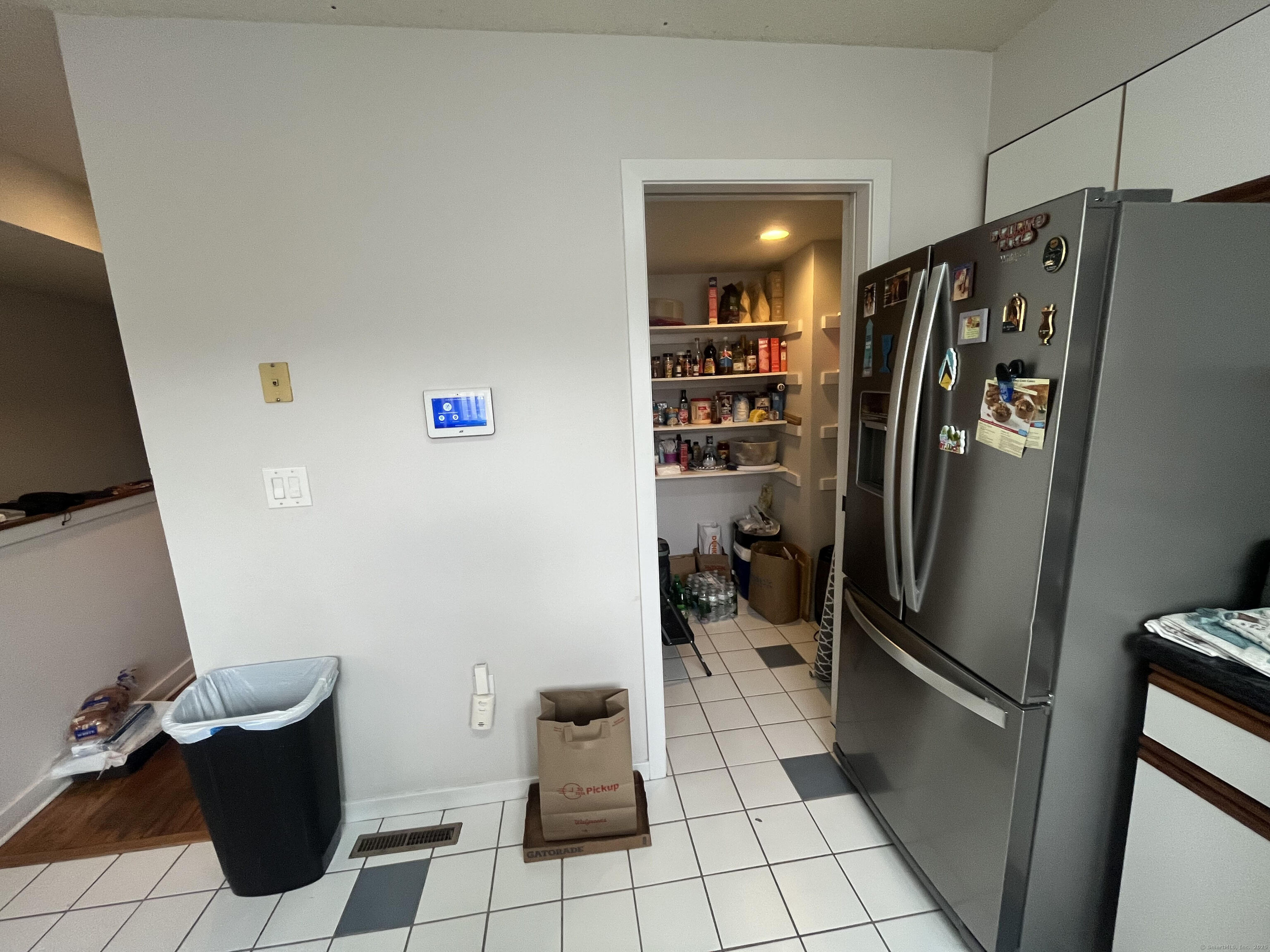 793 W Main Street #APT D, Meriden, Connecticut image 10