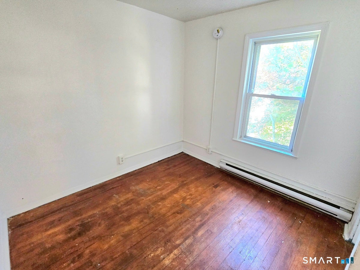 33 Olive Street 2