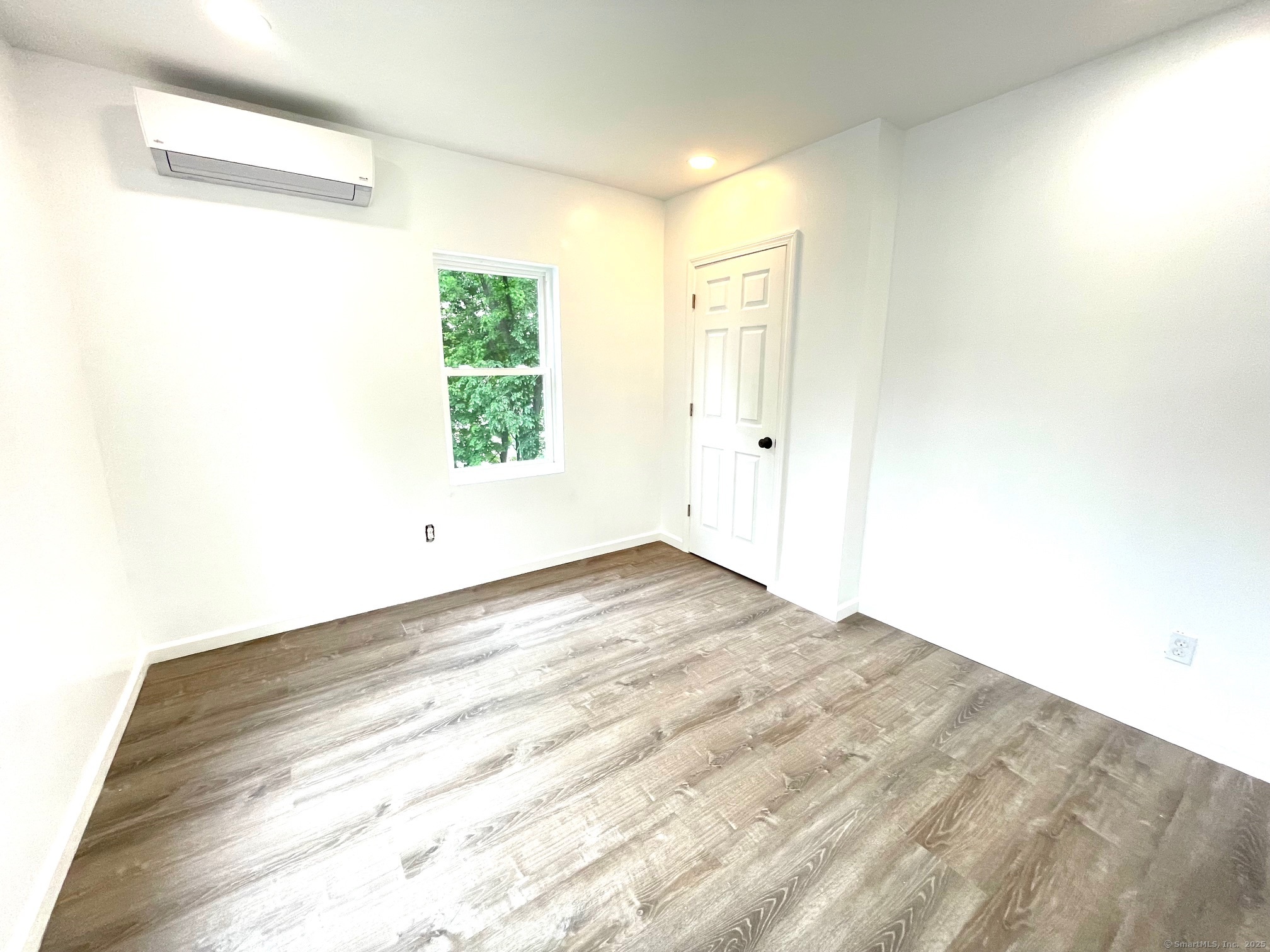 32 Lester Street 2
