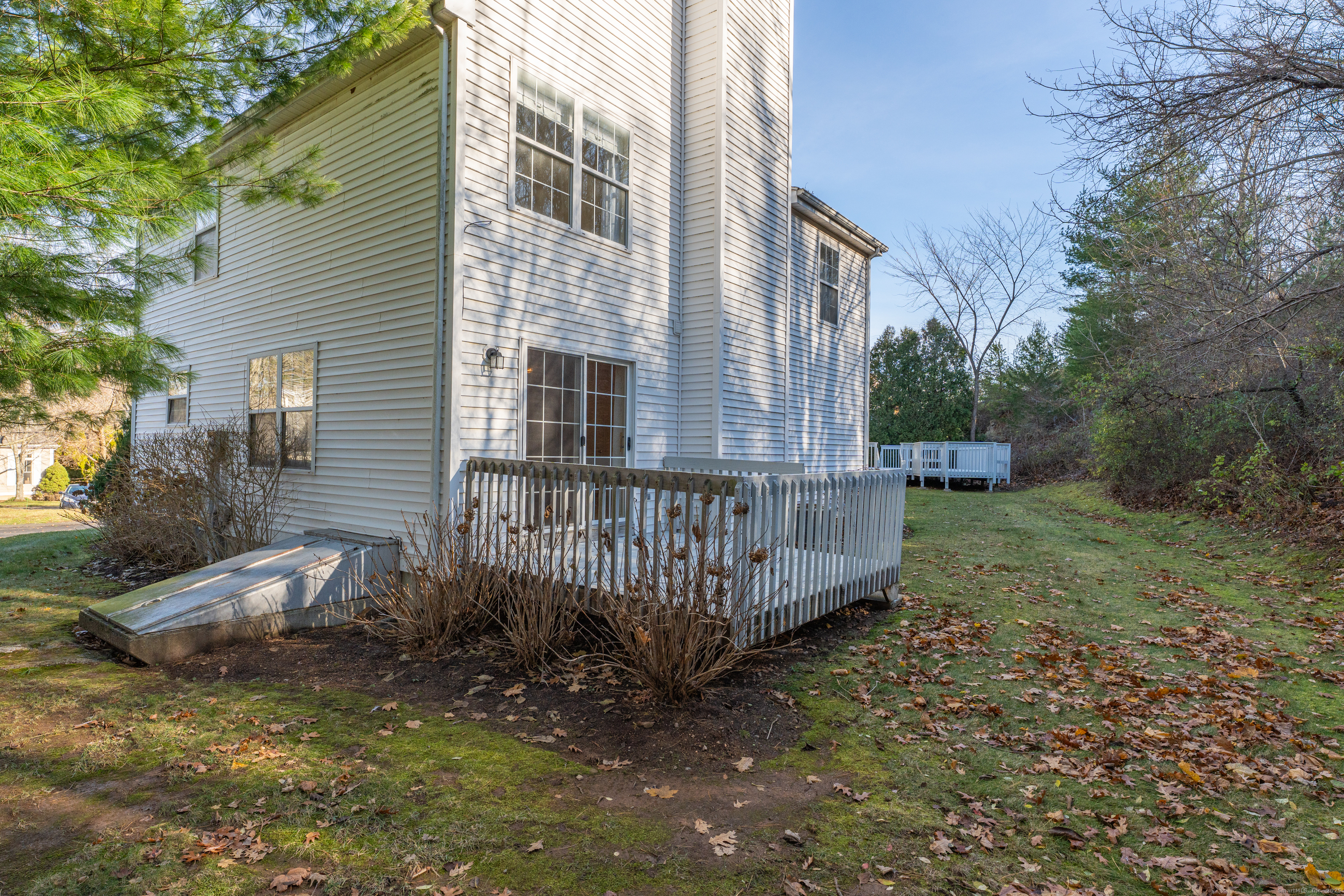 20 Lakeview Drive 20