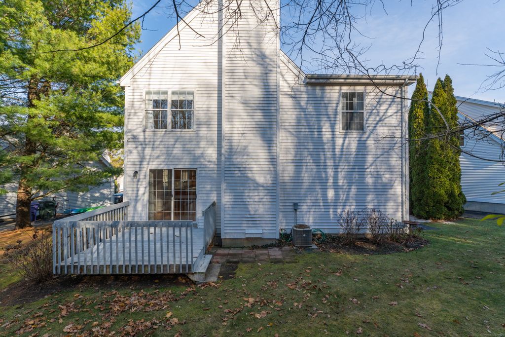 Photo of 20 Lakeview Drive #20, Branford, CT 06405 (MLS # 24143406)