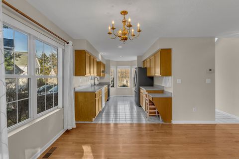 Tiny photo for 20 Lakeview Drive #20, Branford, CT 06405 (MLS # 24143406)