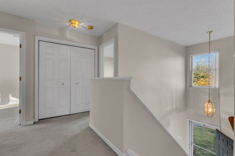 Tiny photo for 20 Lakeview Drive #20, Branford, CT 06405 (MLS # 24143406)