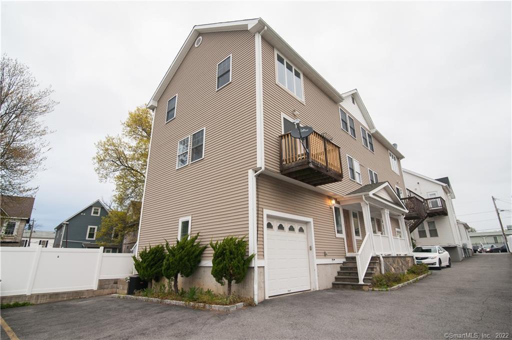 View Stamford, CT 06902 townhome