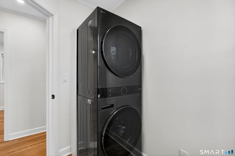 Tiny photo for 195 laurel Place, Bridgeport, CT 06604 (MLS # 24127729)