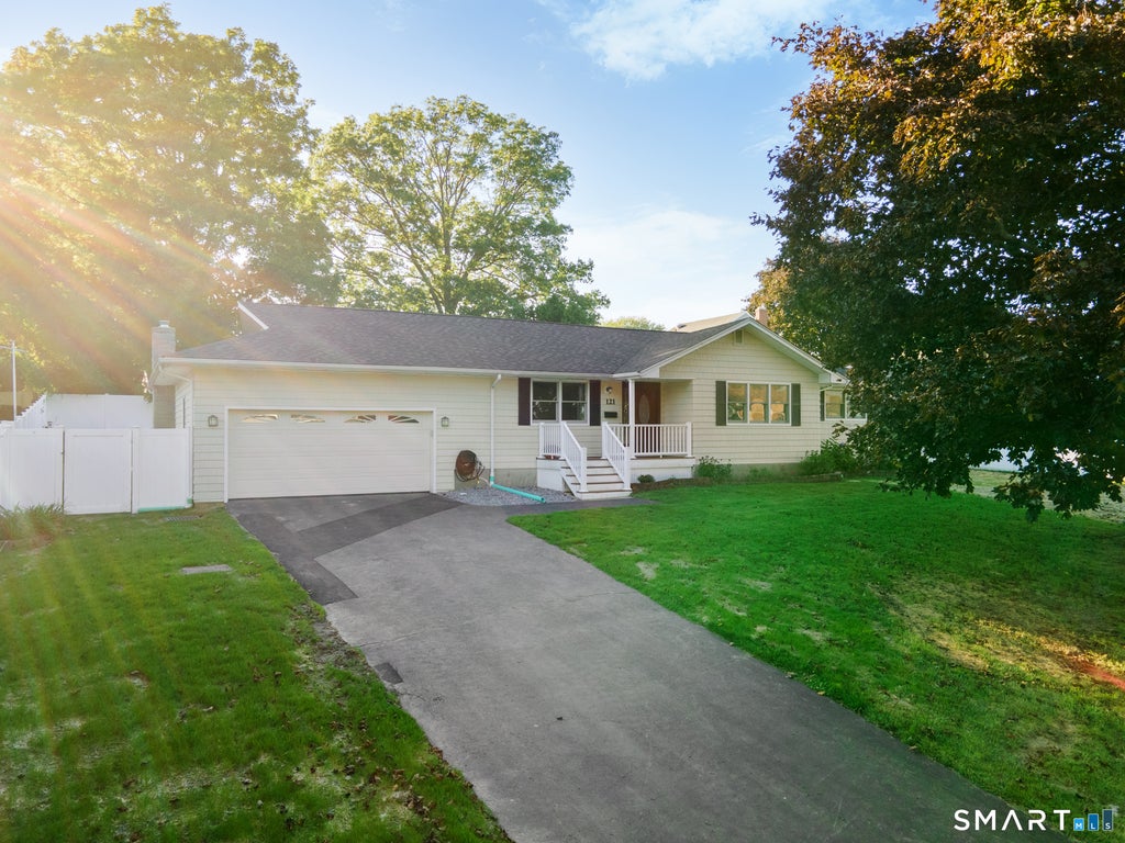 Photo of 121 Bridgeview Place, Stratford, CT 06614 (MLS # 24208337)