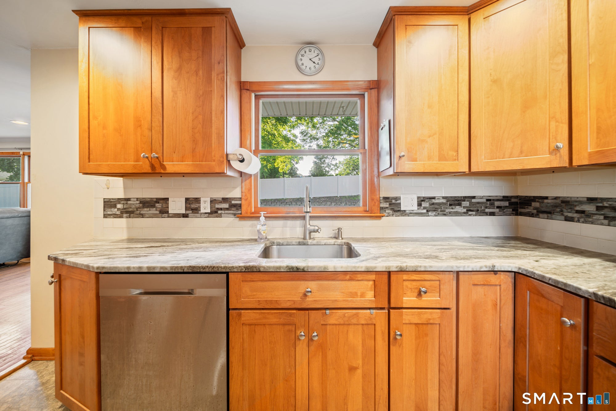 121 Bridgeview Place