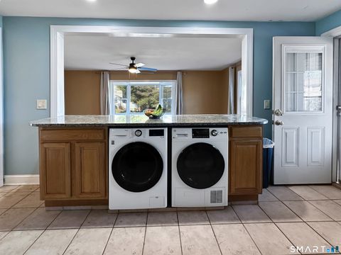 Tiny photo for 18 Phillips Street, New London, CT 06320 (MLS # 24148304)