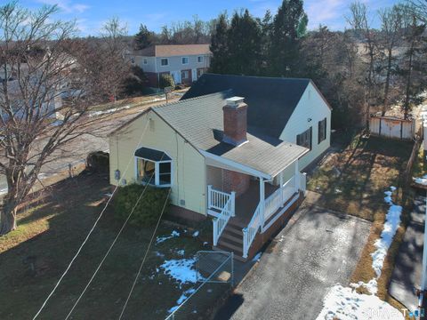 Tiny photo for 18 Phillips Street, New London, CT 06320 (MLS # 24148304)