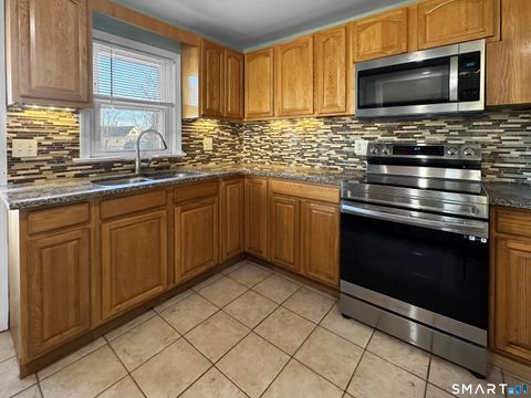 Tiny photo for 18 Phillips Street, New London, CT 06320 (MLS # 24148304)