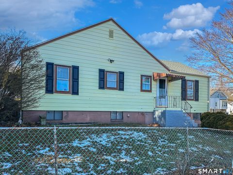 Tiny photo for 18 Phillips Street, New London, CT 06320 (MLS # 24148304)