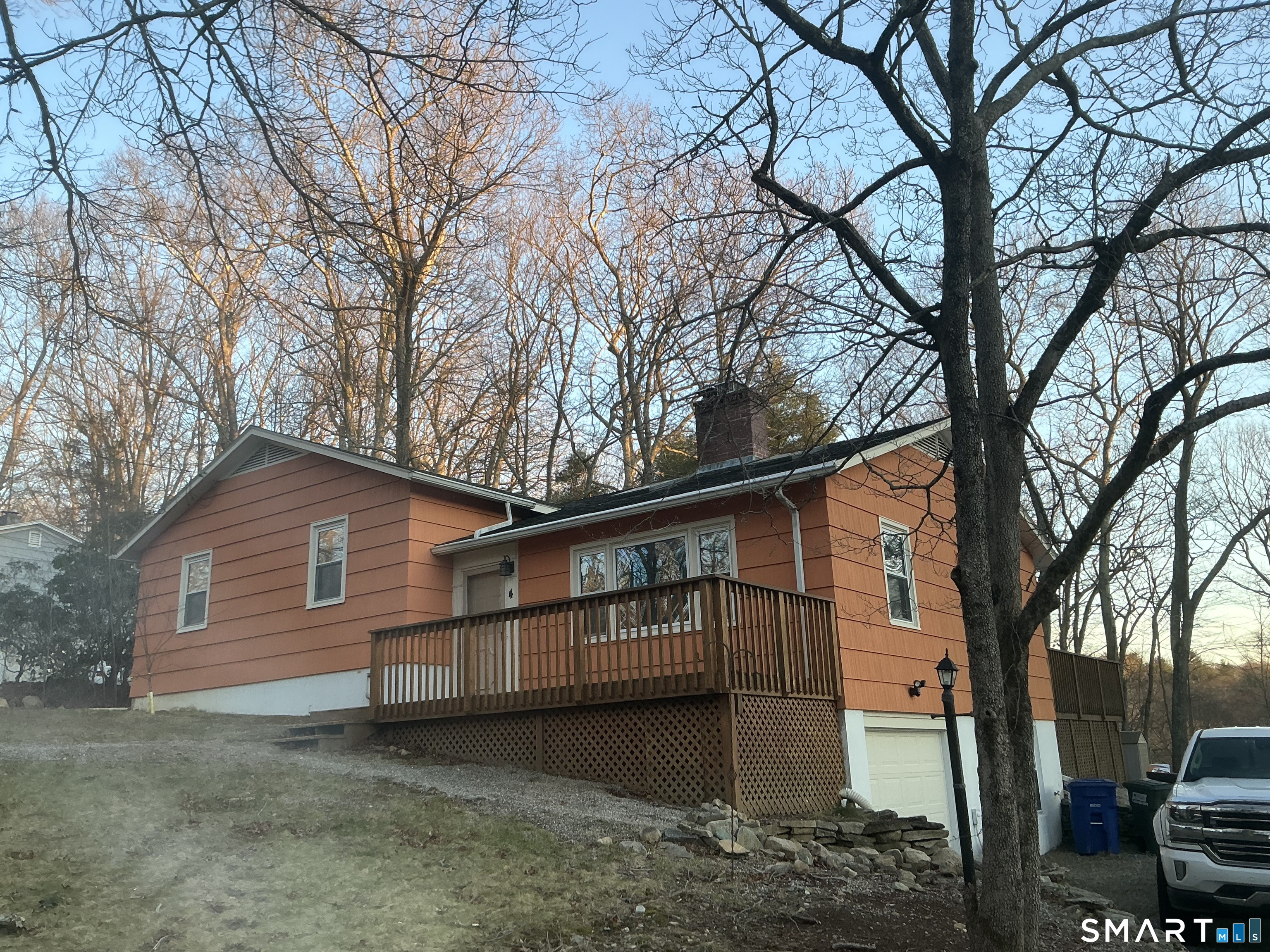 4 North Glenwoods Road