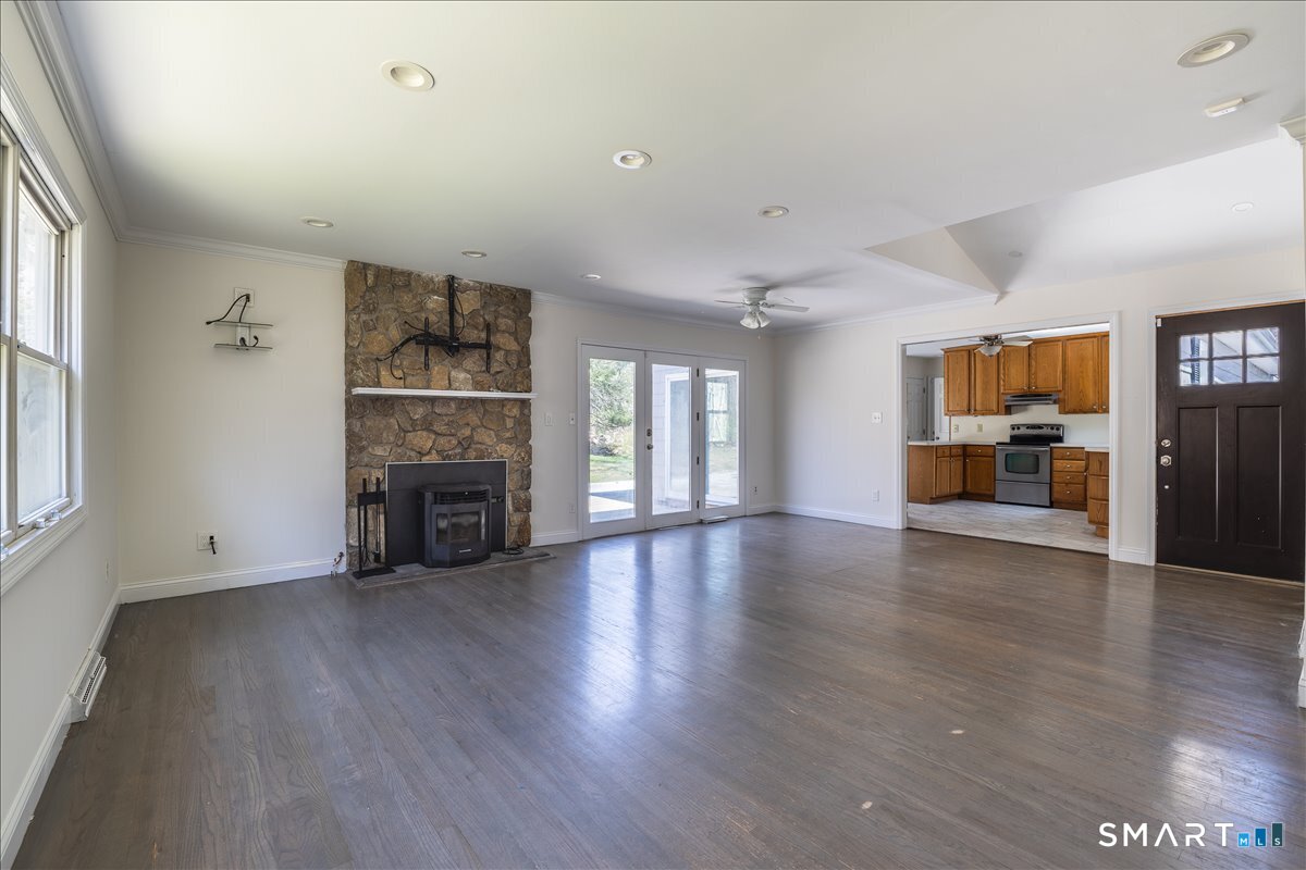 370 Quaker Farms Road