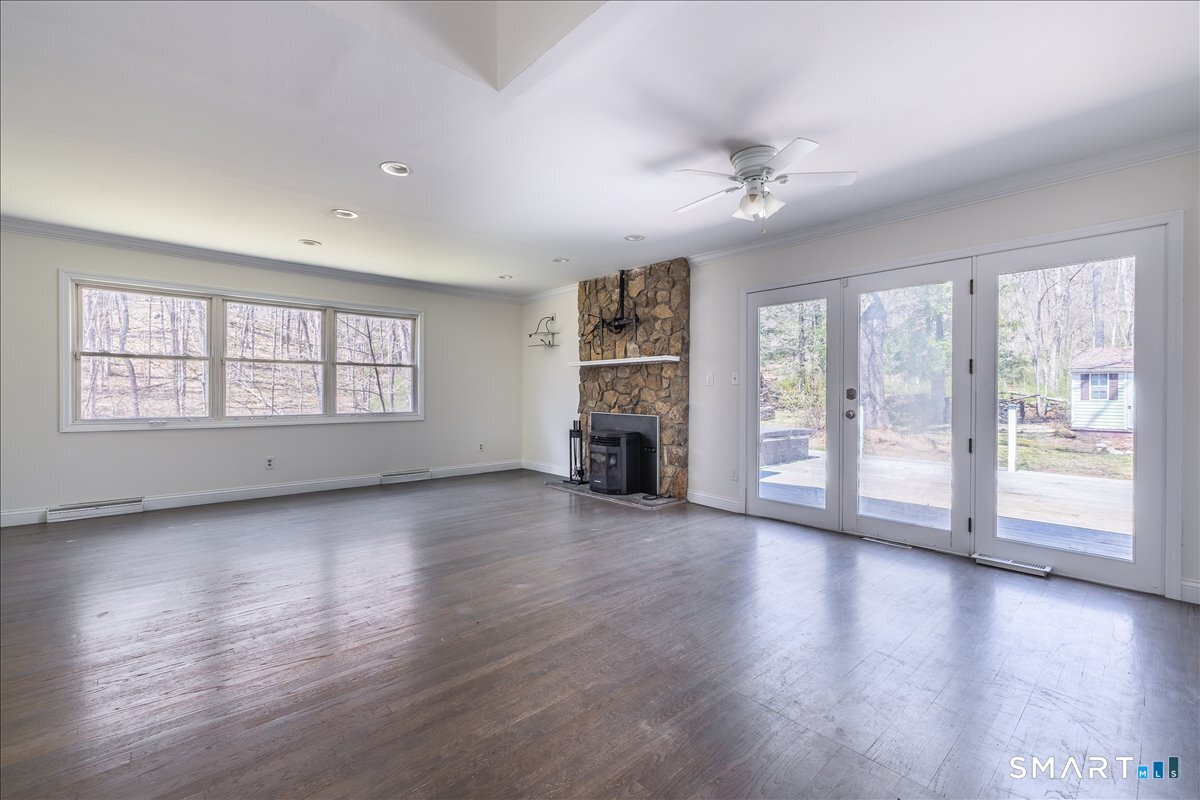 370 Quaker Farms Road