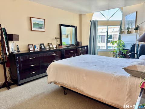 Tiny photo for 18 Harbour Close, New Haven, CT 06519 (MLS # 24196808)