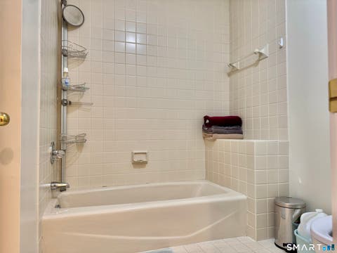 Tiny photo for 18 Harbour Close, New Haven, CT 06519 (MLS # 24196808)