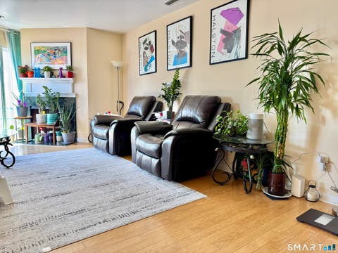 Tiny photo for 18 Harbour Close, New Haven, CT 06519 (MLS # 24196808)