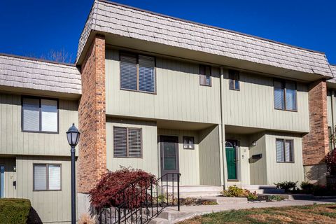 A home in Cromwell