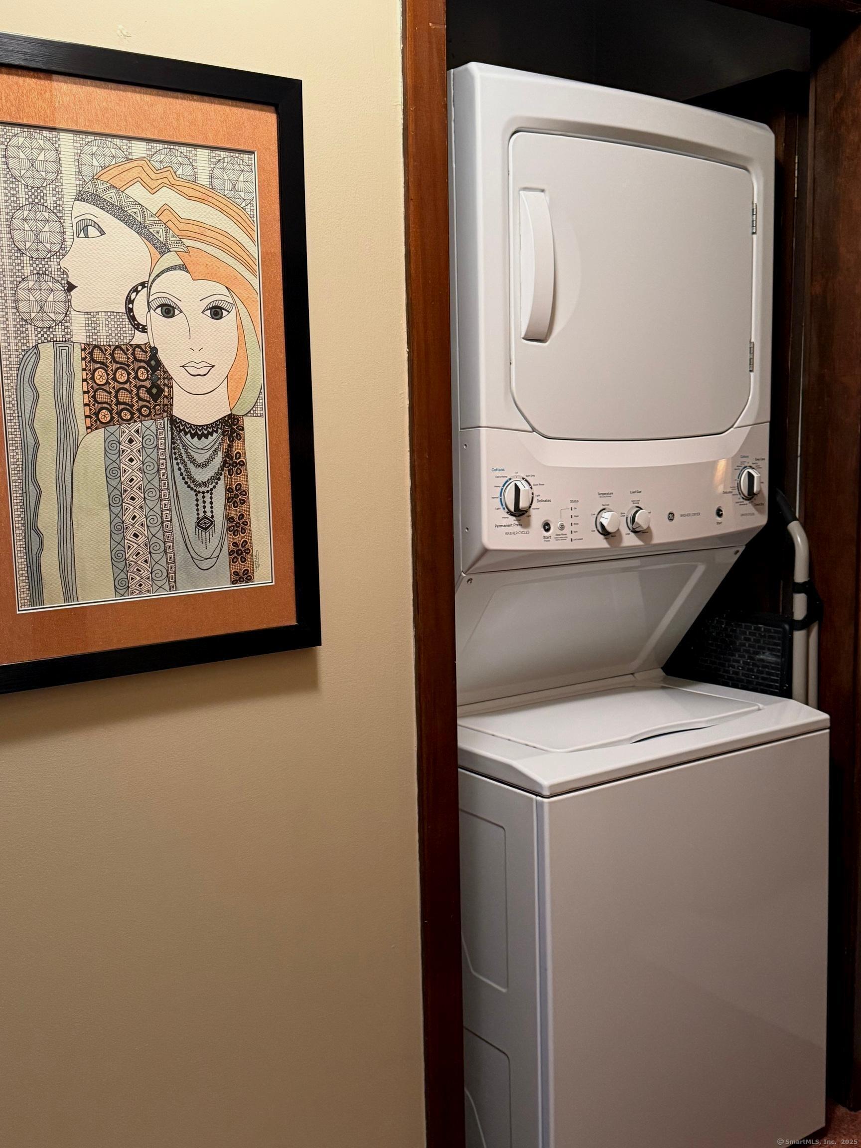 279 Redstone Hill Road #APT 49, Bristol, Connecticut image 18