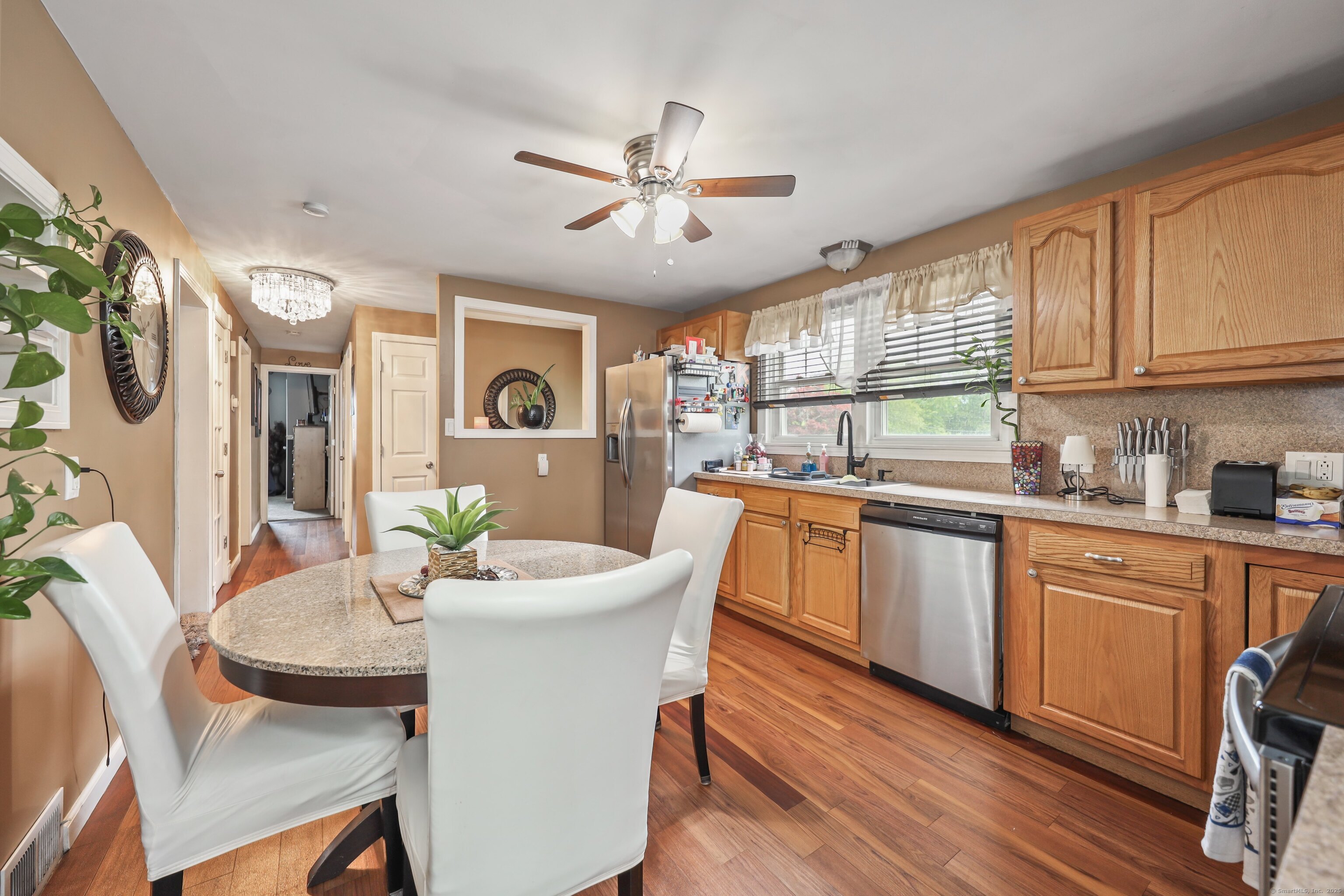 839 Washington Avenue Extension, Waterbury, Connecticut image 8