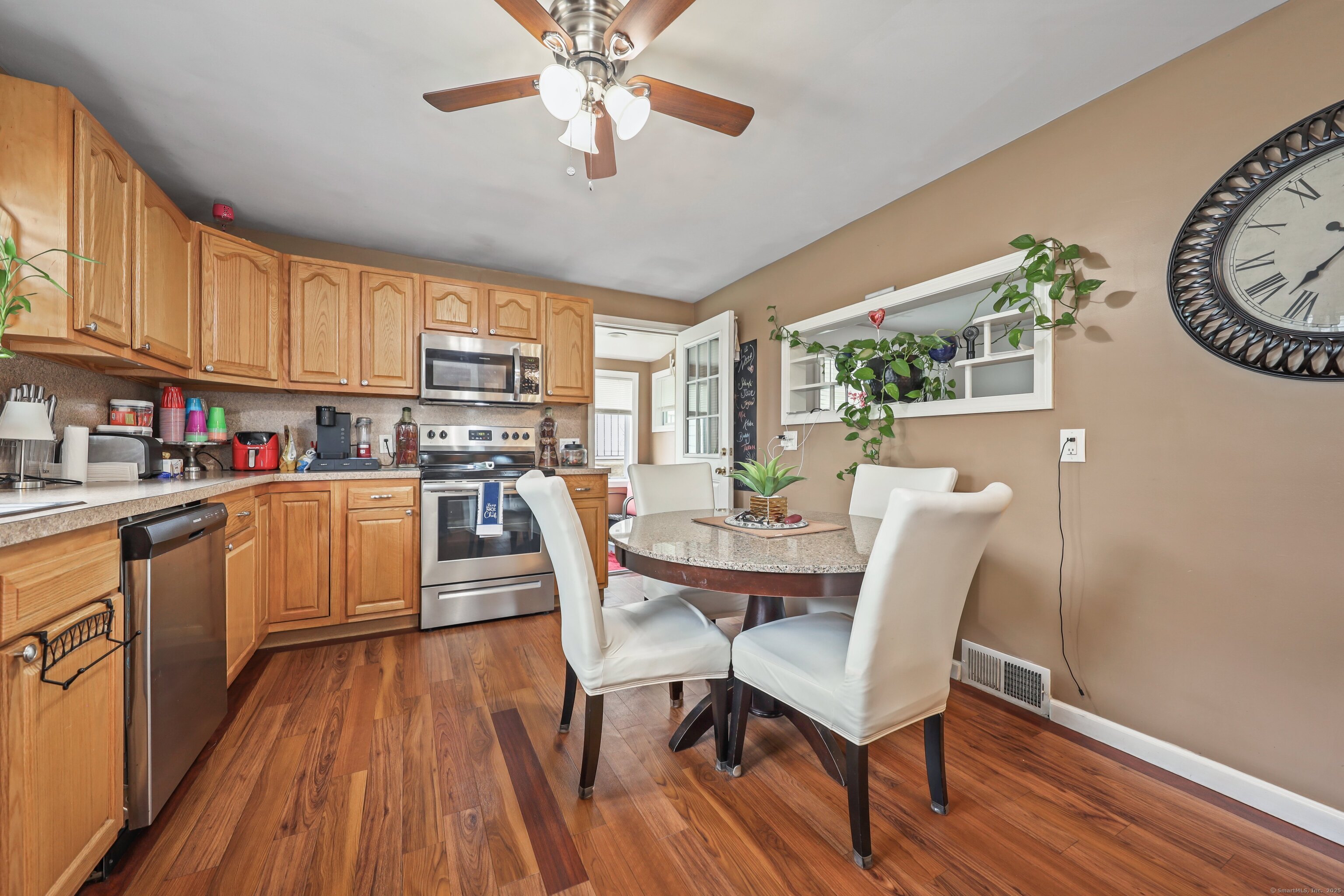 839 Washington Avenue Extension, Waterbury, Connecticut image 7