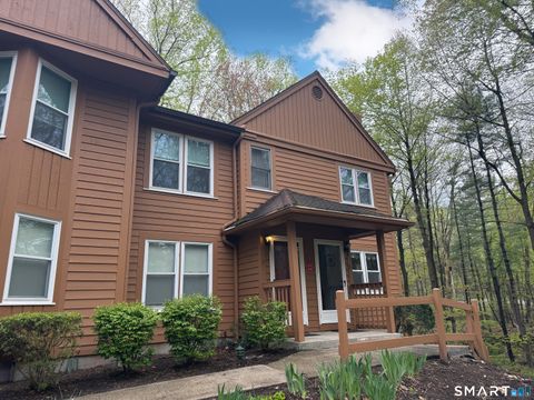 15 Pine Needle Drive 15 Shelton CT 06484