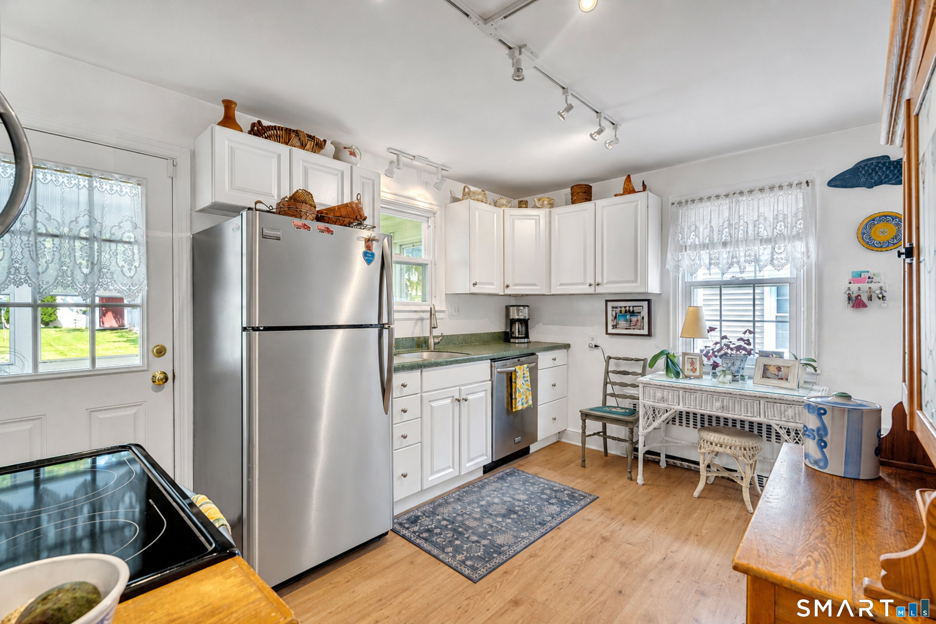 64 Meadowbrook Road