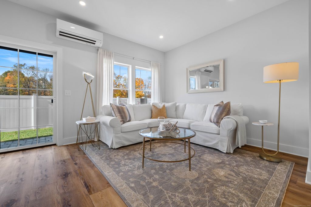 Photo of 138 Boston Post Road #16, East Lyme, CT 06333 (MLS # 24130514)