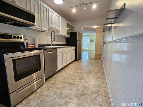 48 Wellington Drive 48 Farmington CT 06032