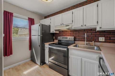 Tiny photo for 61 Meetinghouse Village #1, Meriden, CT 06450 (MLS # 24200780)