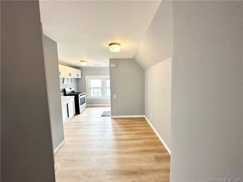 Tiny photo for 173 Coleman Street #3rd floor, Bridgeport, CT 06604 (MLS # 24151293)