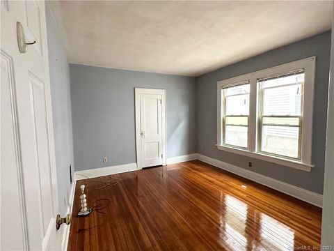 Tiny photo for 173 Coleman Street #3rd floor, Bridgeport, CT 06604 (MLS # 24151293)