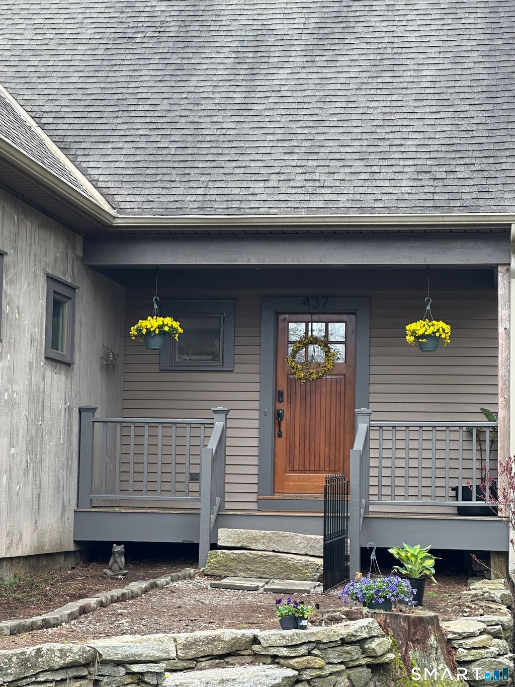 Photo of 437 Providence Turnpike, Hampton, CT 06247 (MLS # 24169147)