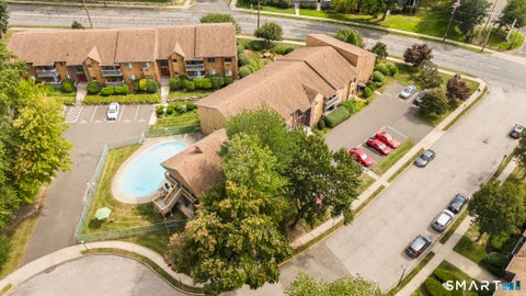 Condo For Sale - 6 Riverview Drive #6<br/> Bridgeport, CT 06606