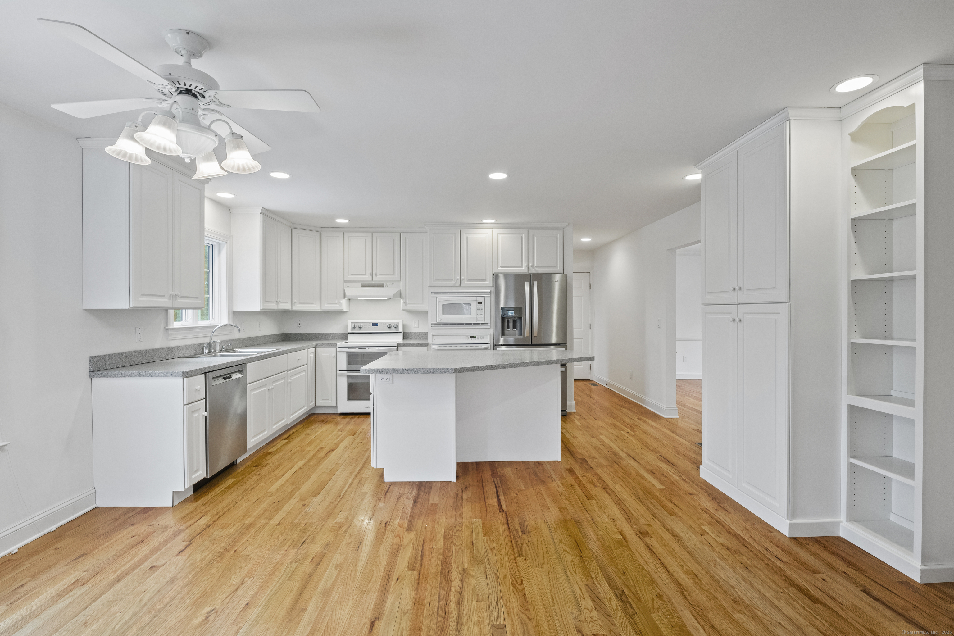 13 Deveron Drive, Madison, Connecticut image 16